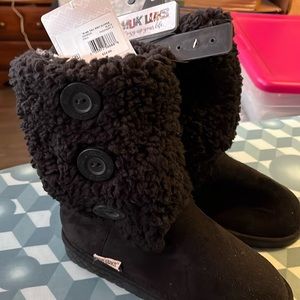 Mukluks black boot slipper